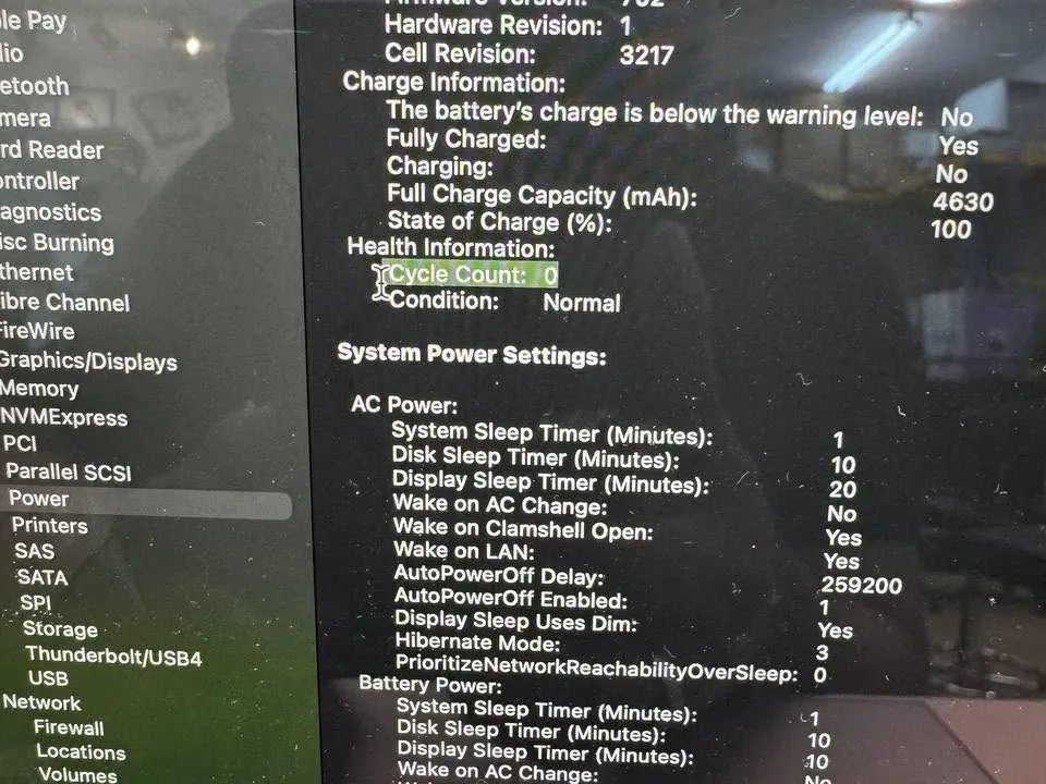 System Information showing a battery cycle count of zero after a new battery